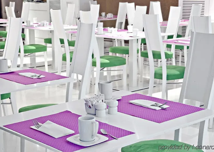 Axel - Adults Only Hotel