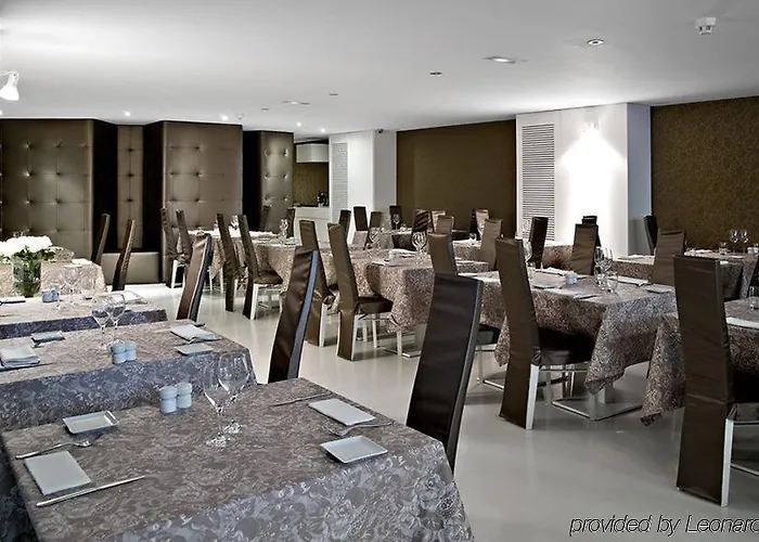 Axel - Adults Only 4*